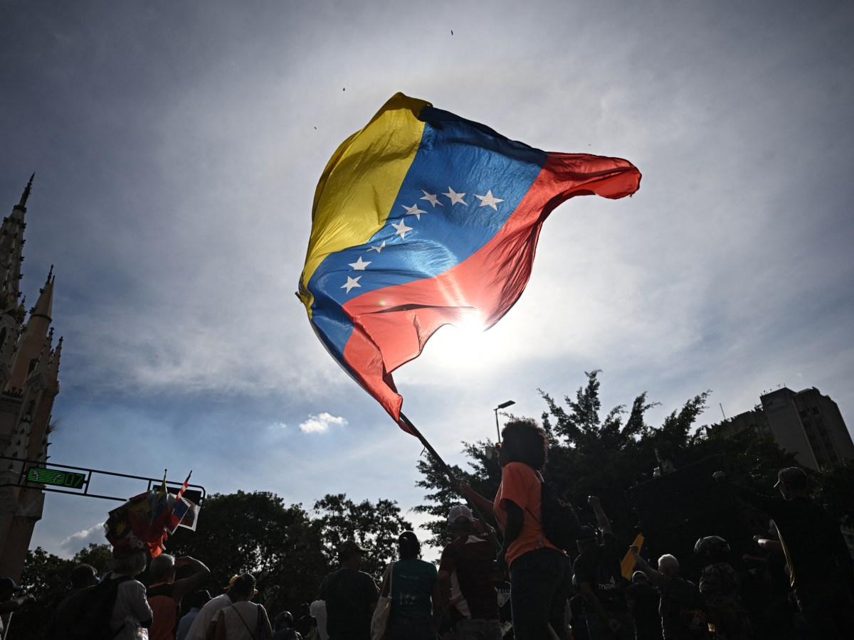 VENEZUELA, LA PSIQUIS ASPIRACIONAL DE LA CLASE MEDIA Y MILEI COMO PRODUCTO DEL ROTUNDO FRACASO DE NUESTRA DIRIGENCIA&nbsp;POLÍTICA