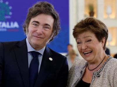 ENTRE LA ONU Y EL FMI, LA ARGENTINA. 